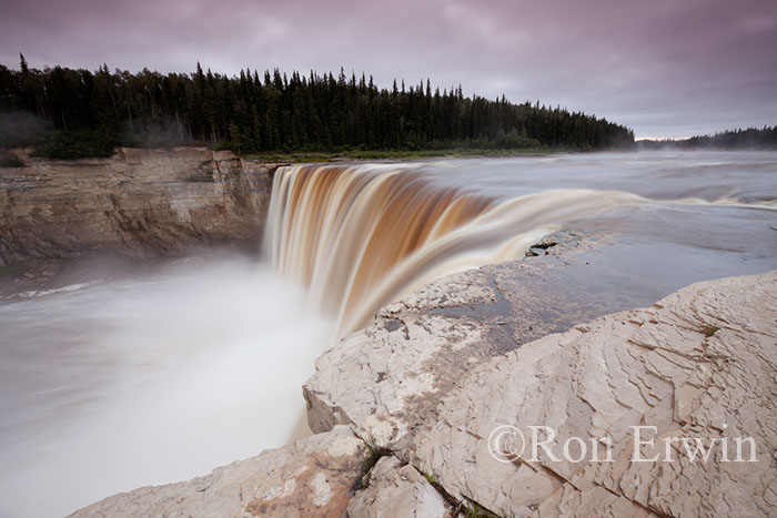 Alexandra Falls 