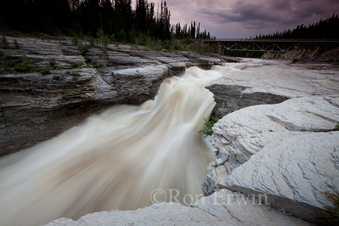 Sambaa Deh Falls, NWT