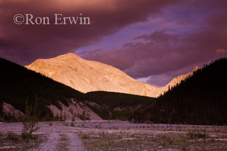 Muncho Lake Provincial Park &copy; Ron Erwin