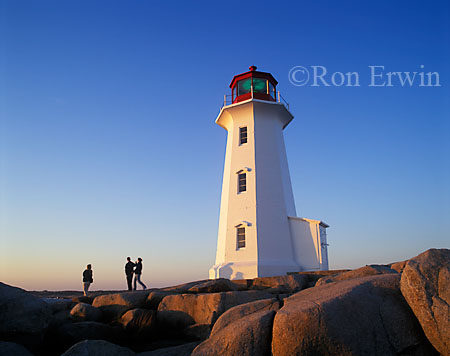 Peggy's Cove lighthouse, NS &copy; Ron Erwin