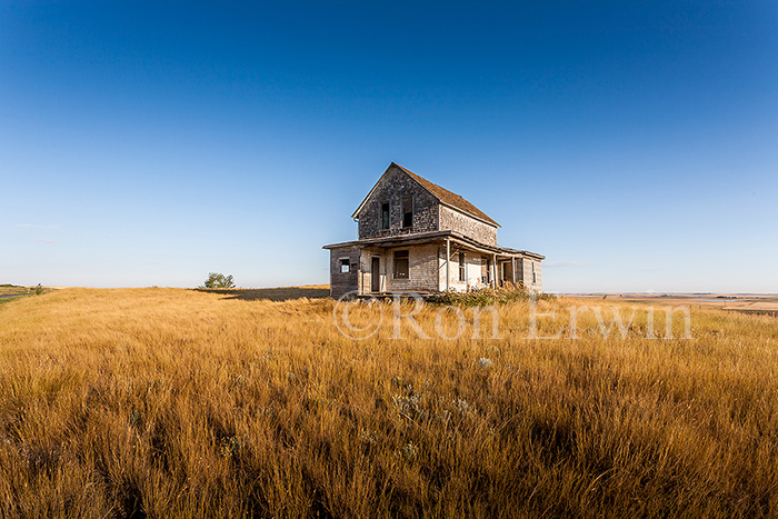 Abandoned building, Saskatchewan