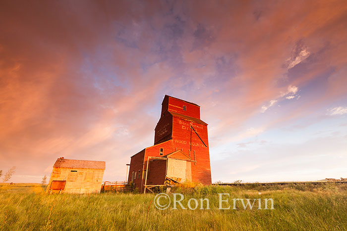 Wood Mountain Grain Elevator