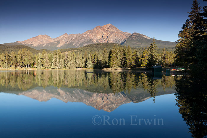 Pyramid Mountain & Lake Edith, Japer