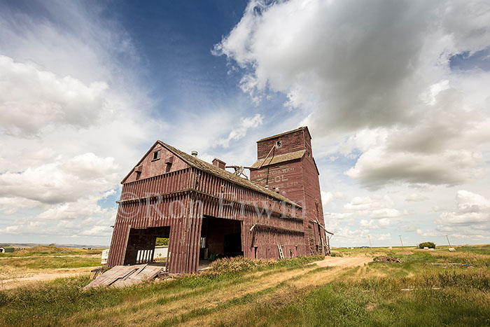 Spring Valley Grain Elevator, Saskatchewan