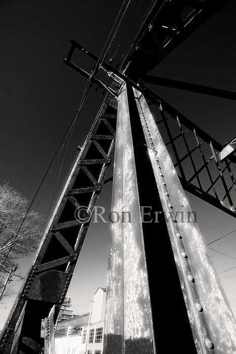 Bathurst St Bridge