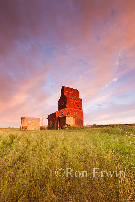 Wood Mountain Grain Elevator