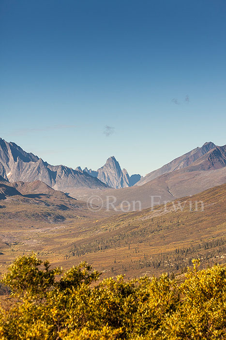 Tombstone Mountain, YT