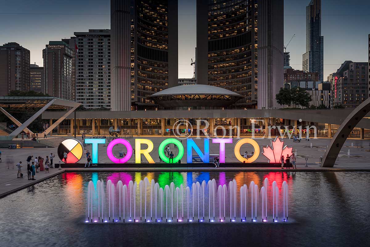 Toronto Nathan Phillips Square
